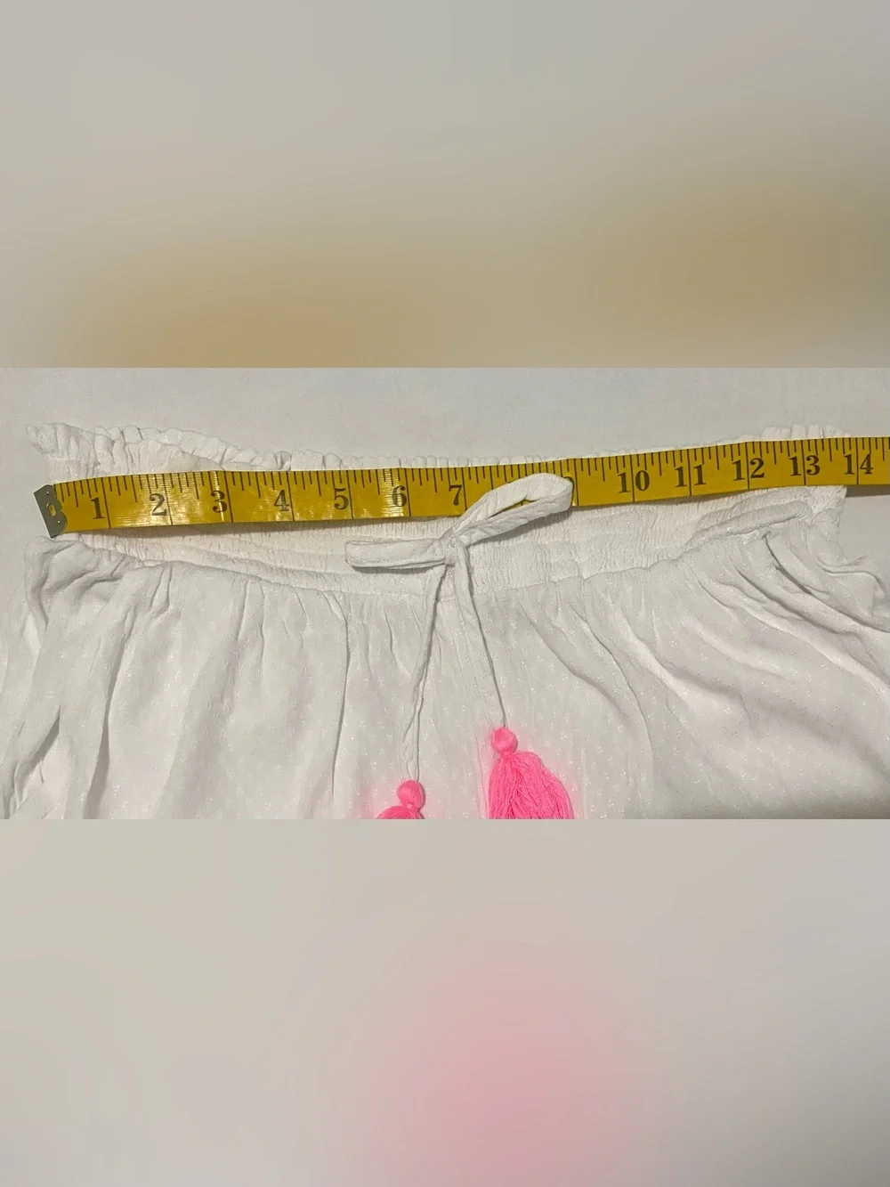 Crown&Ivy Women’s M White Pink Pom Ruffle Shorts Boho Coastal Preppy Cottagecore